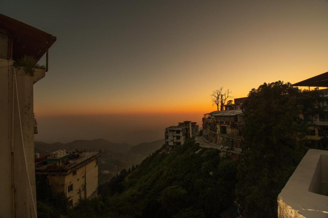 Riversun Hotel Mall Road Mussoorie Eksteriør bilde