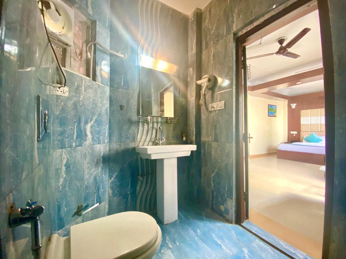 Riversun Hotel Mall Road Mussoorie Eksteriør bilde