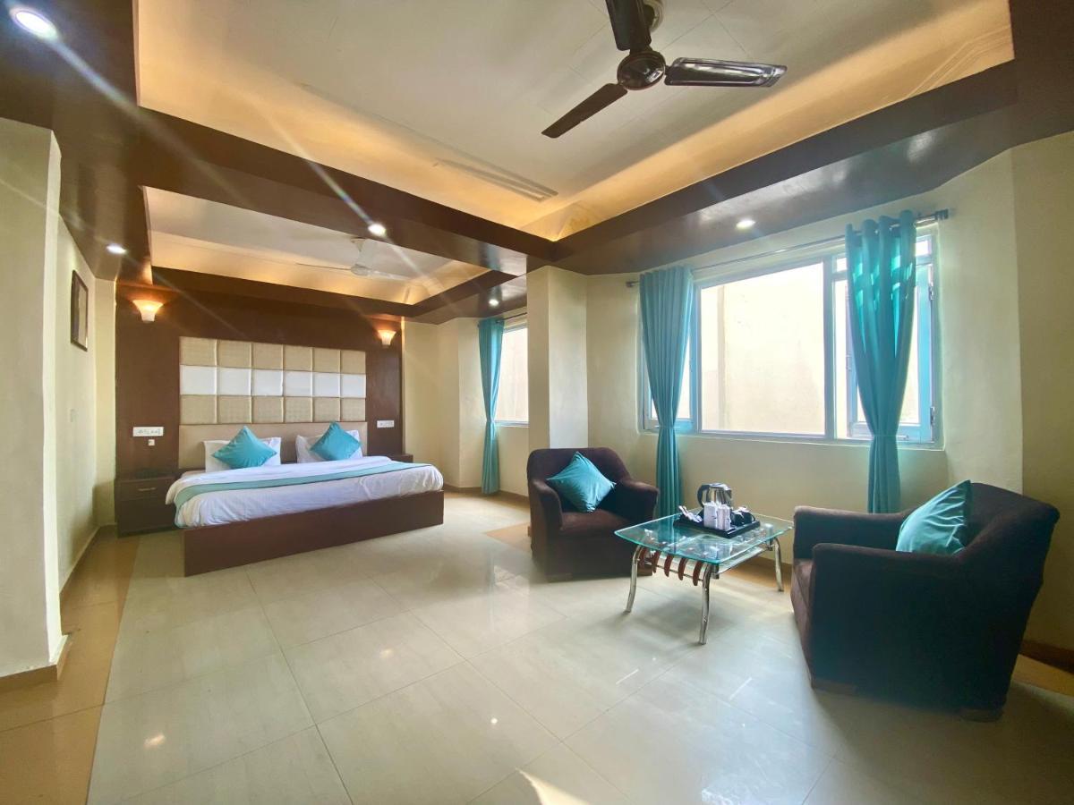 Riversun Hotel Mall Road Mussoorie Eksteriør bilde