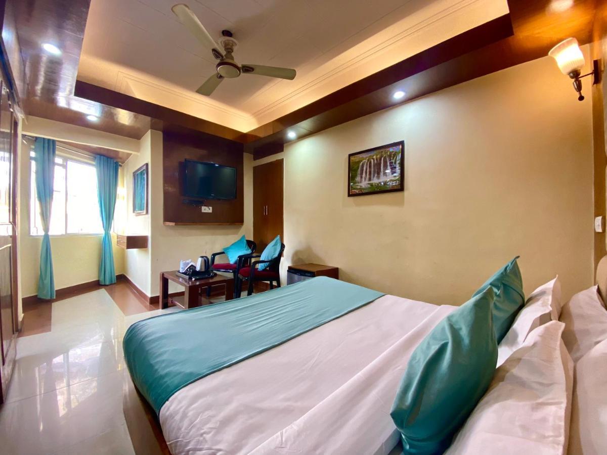 Riversun Hotel Mall Road Mussoorie Eksteriør bilde