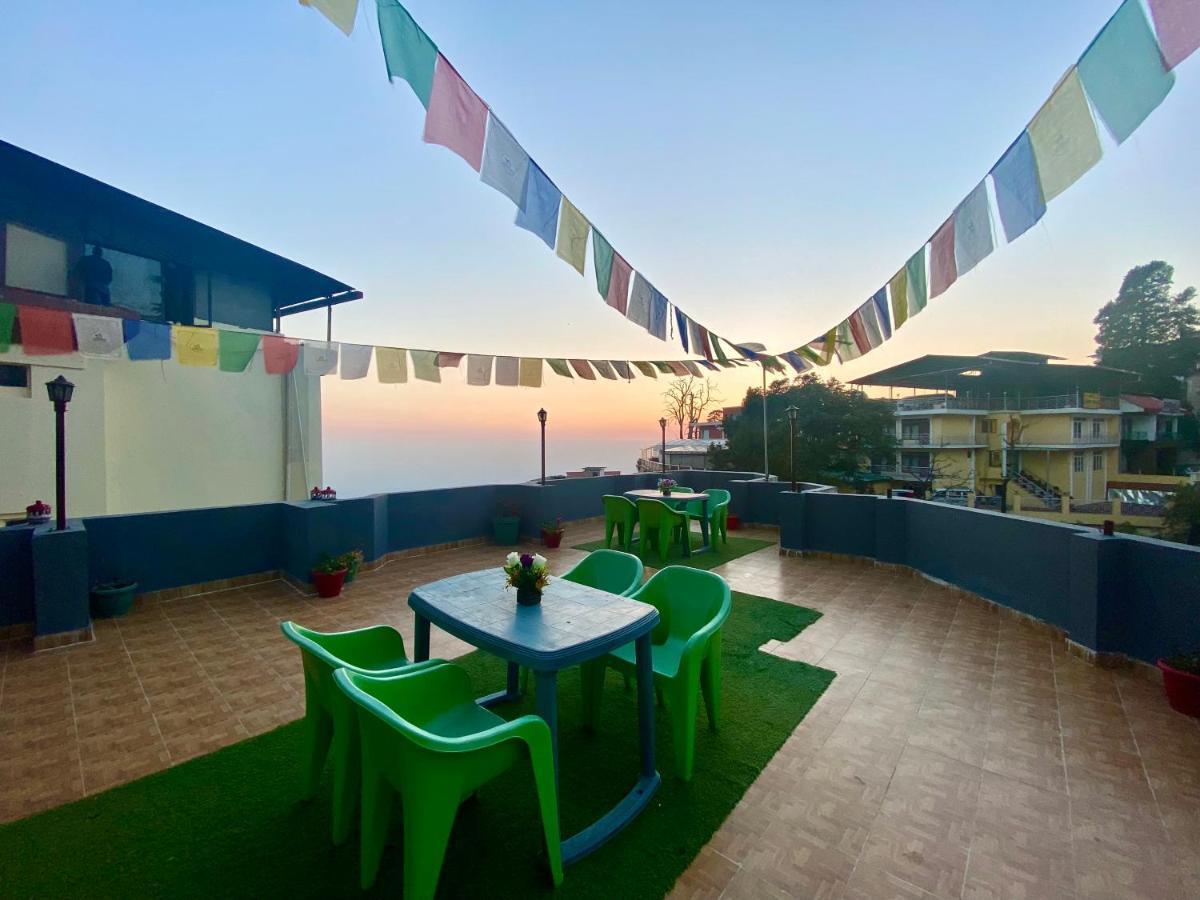 Riversun Hotel Mall Road Mussoorie Eksteriør bilde