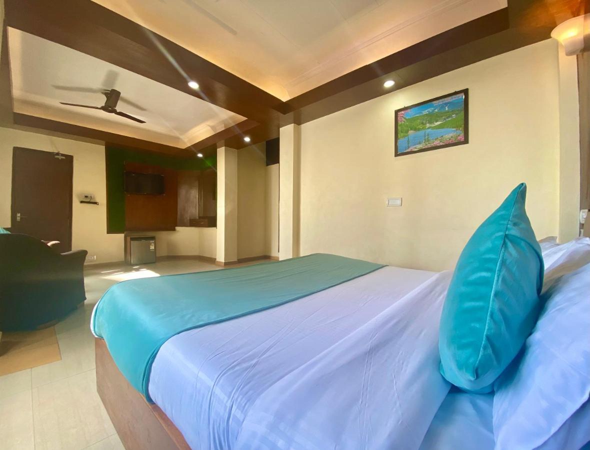 Riversun Hotel Mall Road Mussoorie Eksteriør bilde