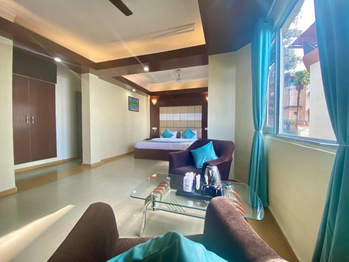 Riversun Hotel Mall Road Mussoorie Eksteriør bilde