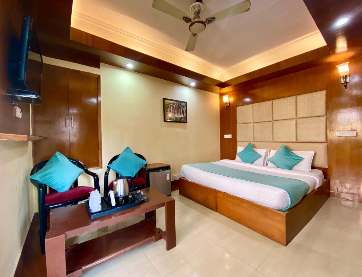Riversun Hotel Mall Road Mussoorie Eksteriør bilde